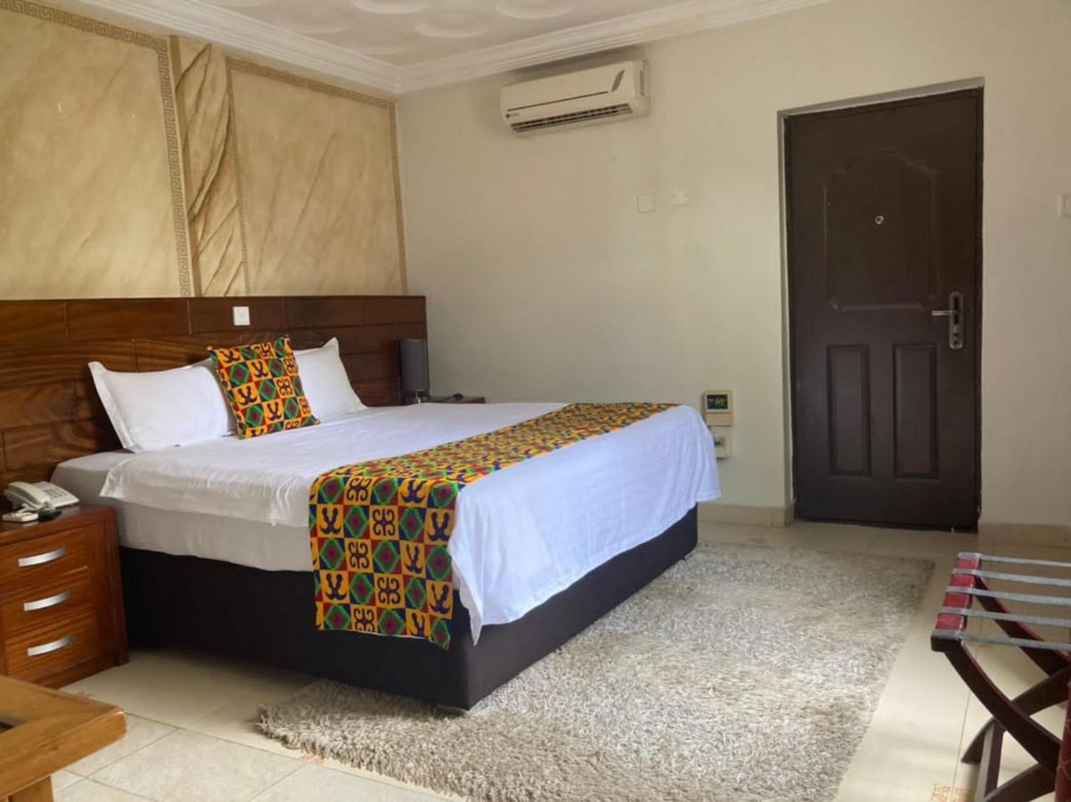 Airport West Hotel Accra Exteriér fotografie