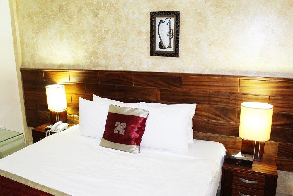 Airport West Hotel Accra Exteriér fotografie