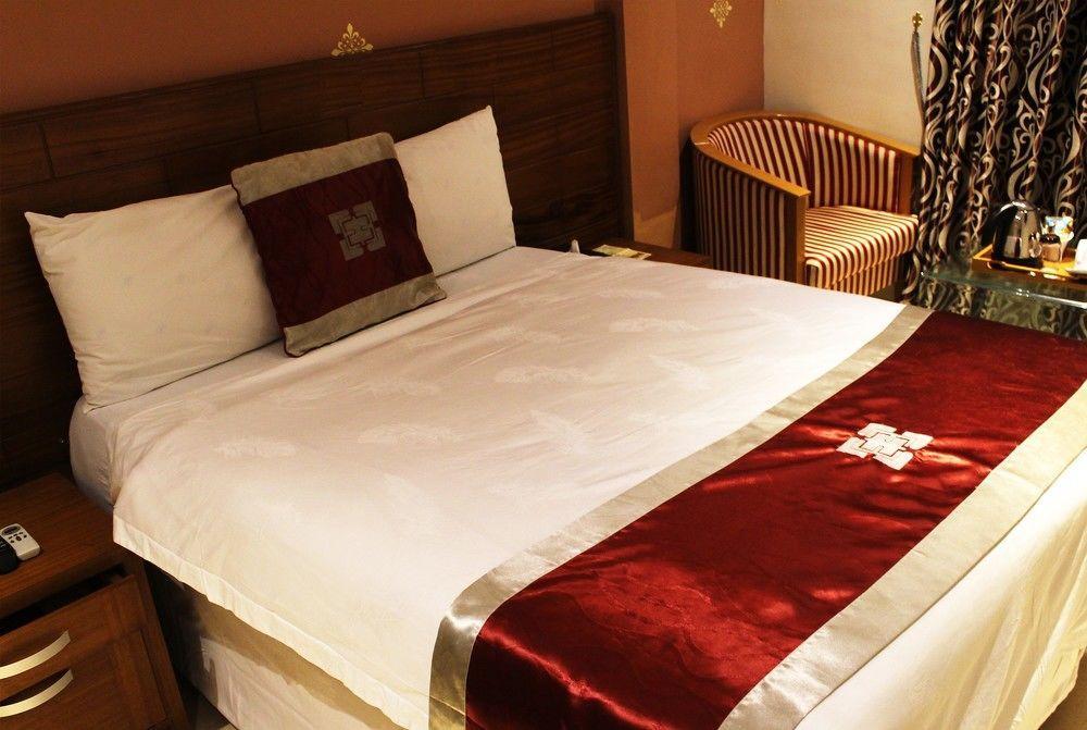 Airport West Hotel Accra Exteriér fotografie